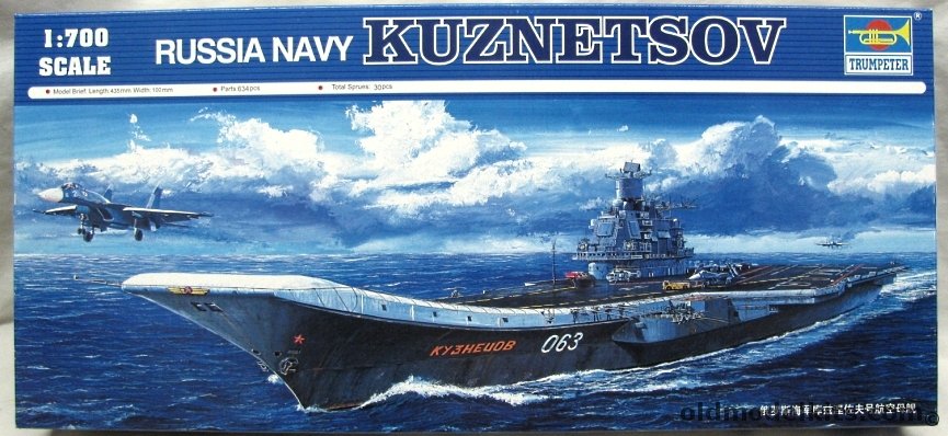 Trumpeter 1/700 Russian Navy Kuznetsov Aircraft Carrier, 05713 plastic model kit